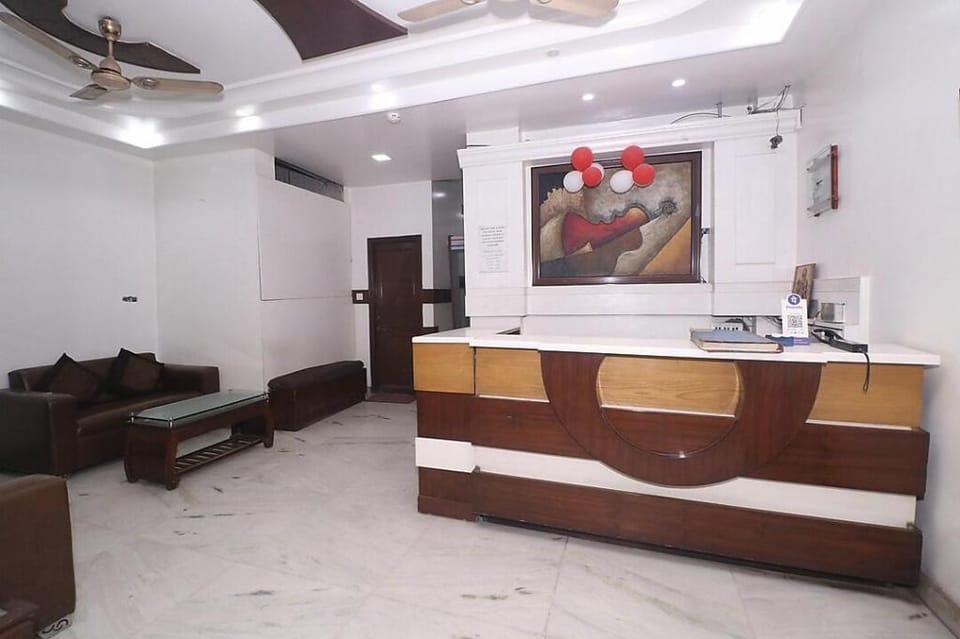 Hotel Dolphin Dx Hotel in New Delhi