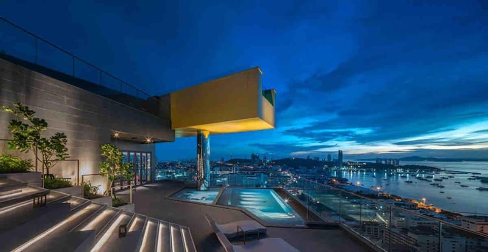 The EDGE high floor-central Pattaya w/ sunset view Apartment in Pattaya City