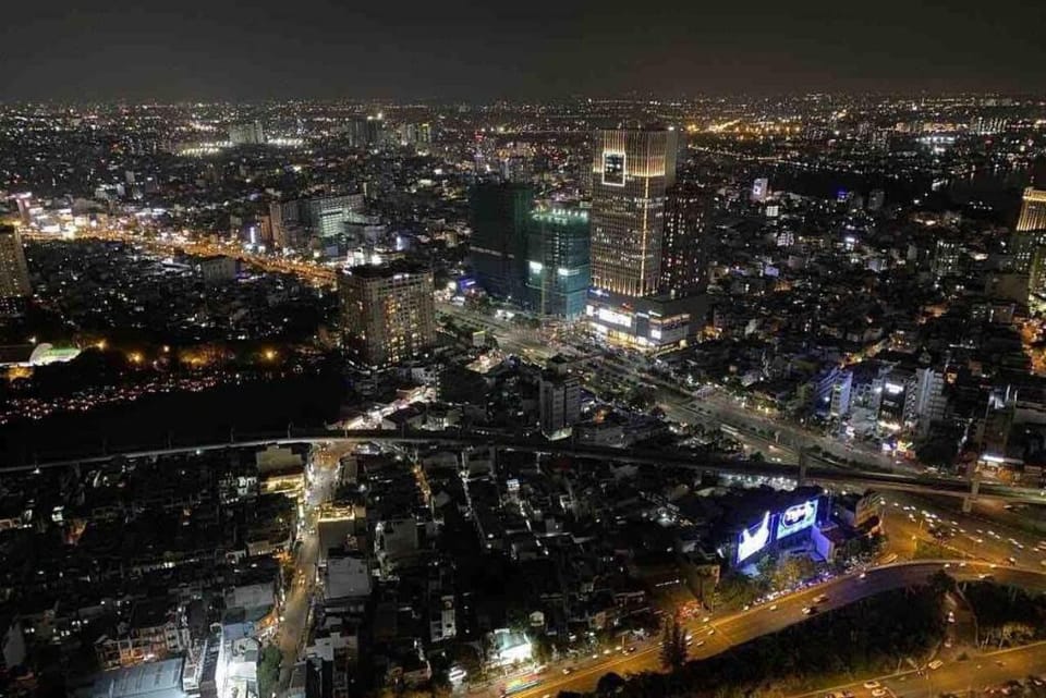 Mai Home - 2 bedrooms apartment in Vinhomes CP Apartment in Ho Chi Minh City