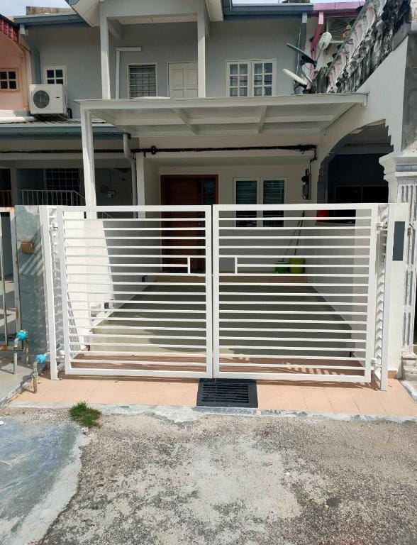 New Design New Concept Konzept House 2 Near Jonker Vacation rental in Malacca
