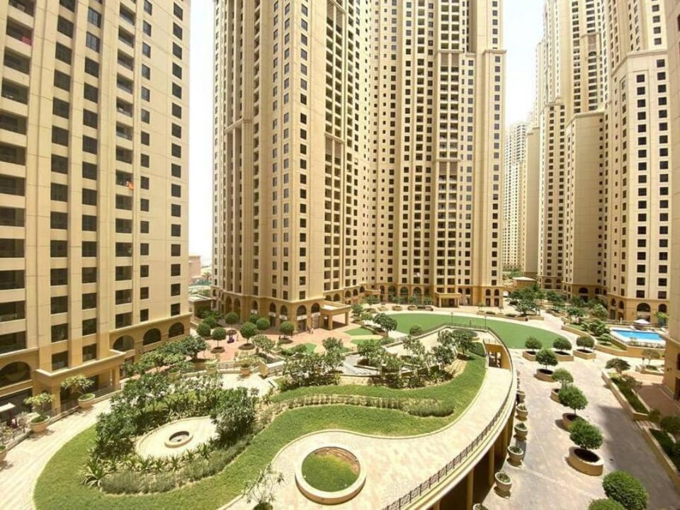 the beach hostel Apartment in Dubai