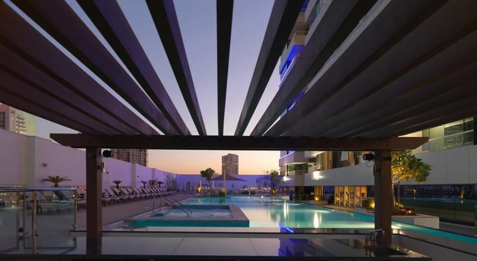 Luxury Studio w Burj Khalifa view, Downtown Vacation rental in Dubai