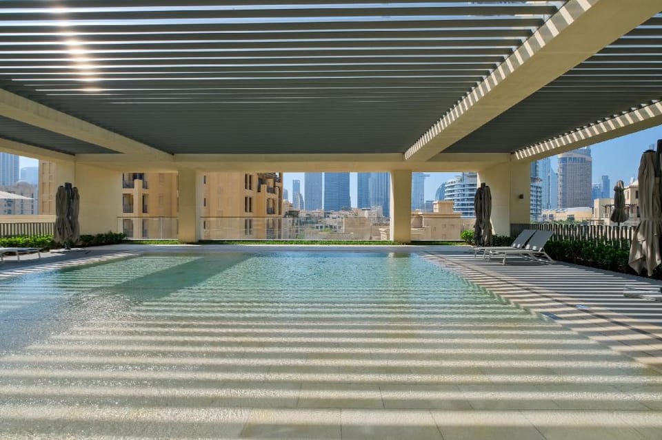 Immaculate 2BR w/ Burj Khalifa & Fountain Views Apartment in Dubai