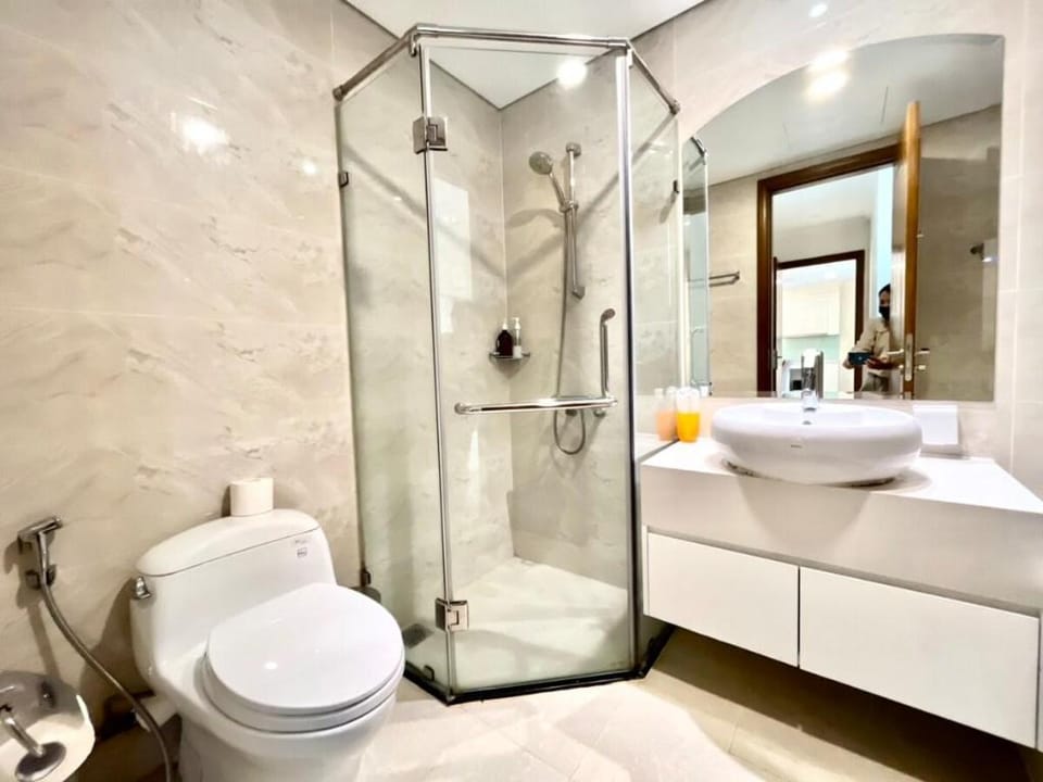 Vinhome Central Park Cho Thuê Hai Phòng Ngủ  Vacation rental in Ho Chi Minh City