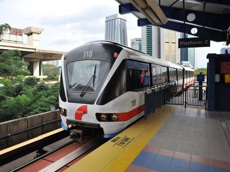 KL city view | 7 mins to TwinTower | 100Mbps Vacation rental in Federal Territory of Kuala Lumpur