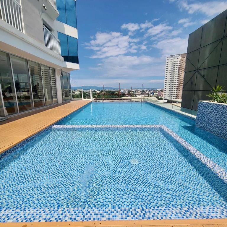 AFFORDABLE  STUDIO CONDO - INSPIRIA CONDO BAJADA Vacation rental in Davao City