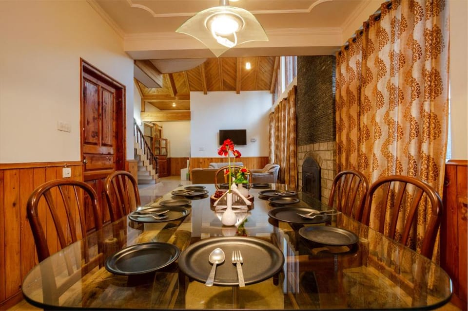 Tripli Hotels Conifer Wood Cottage Hotel in Manali