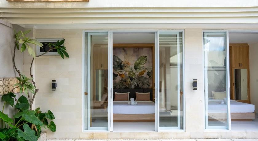 Kamandari Villa - Seminyak Villa in Kuta