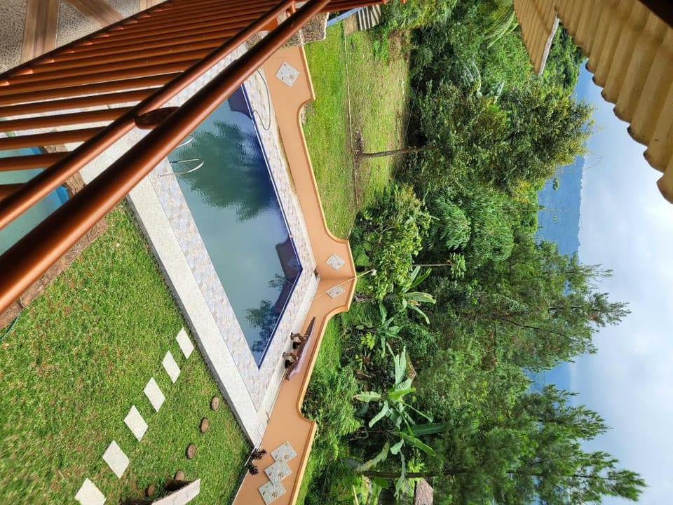 EXPRESS O 92345 Villa Bidadari Hotel in West Java