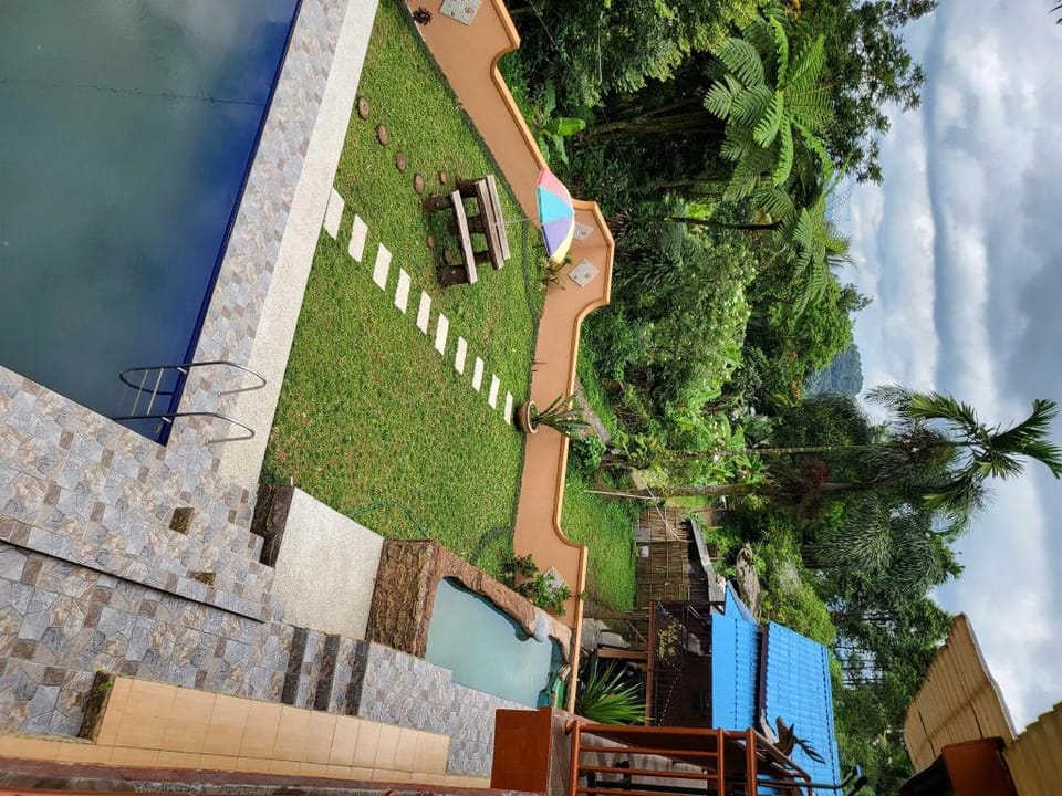 EXPRESS O 92345 Villa Bidadari Hotel in West Java