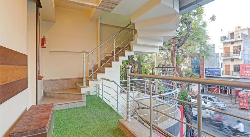 Hotel O The Ashiyana Inn Hotel in Lucknow