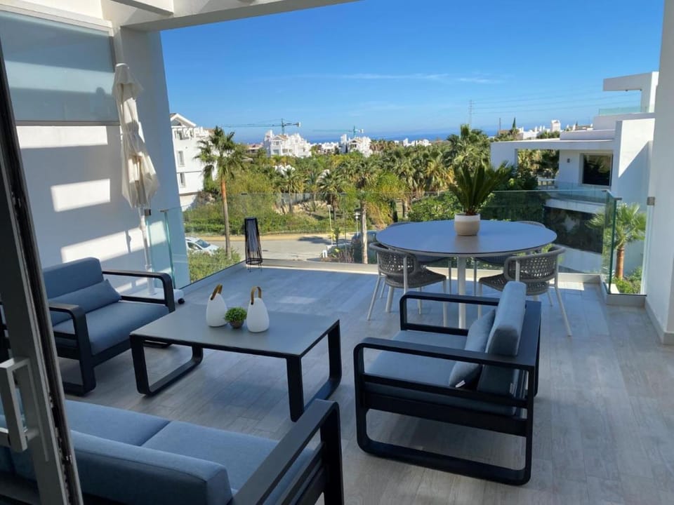 Al-1713 Estepona - Apartment - Alcazaba Lagoon Apartment in Costa del Sol