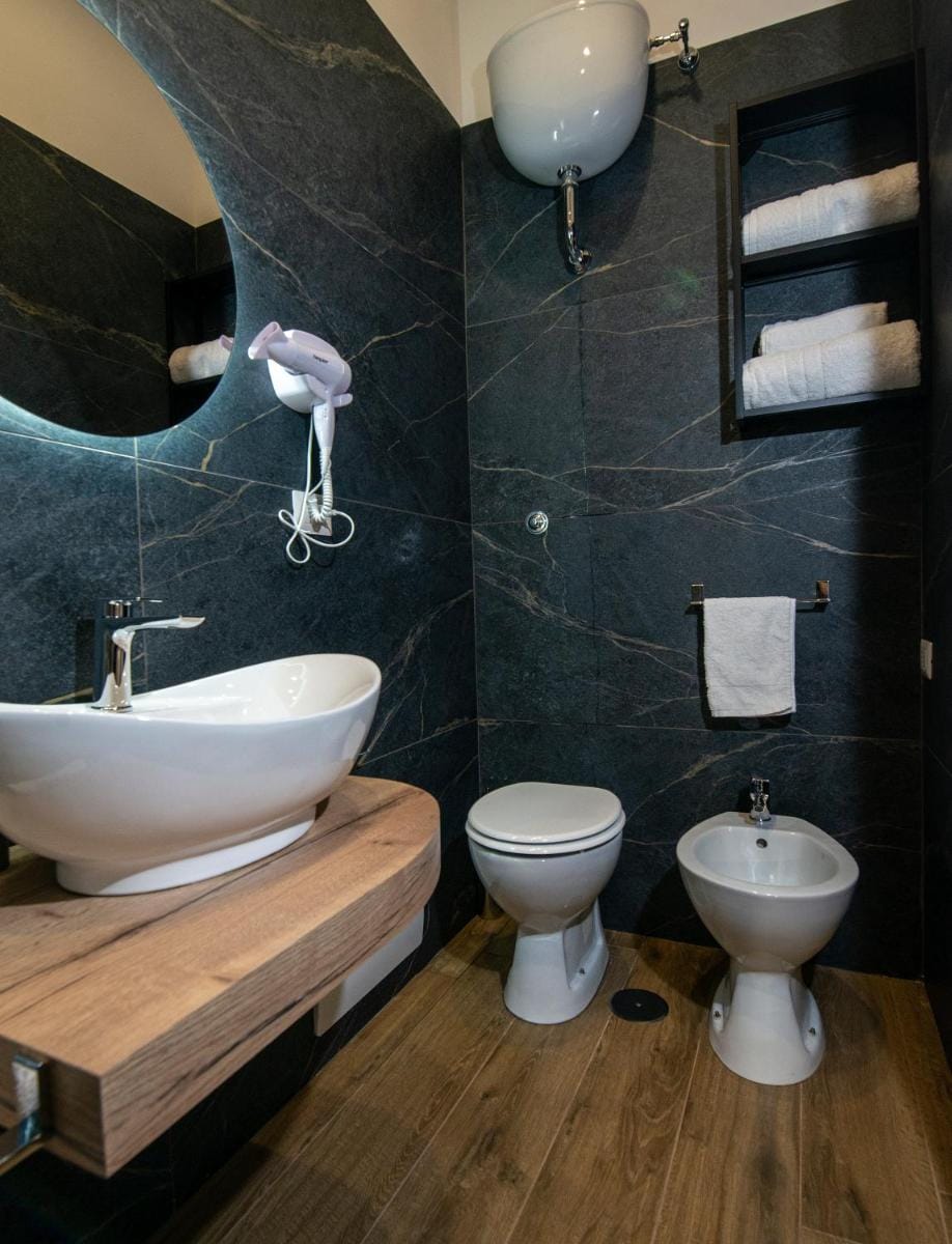 VIVI A NAPOLI Bed and Breakfast in Naples