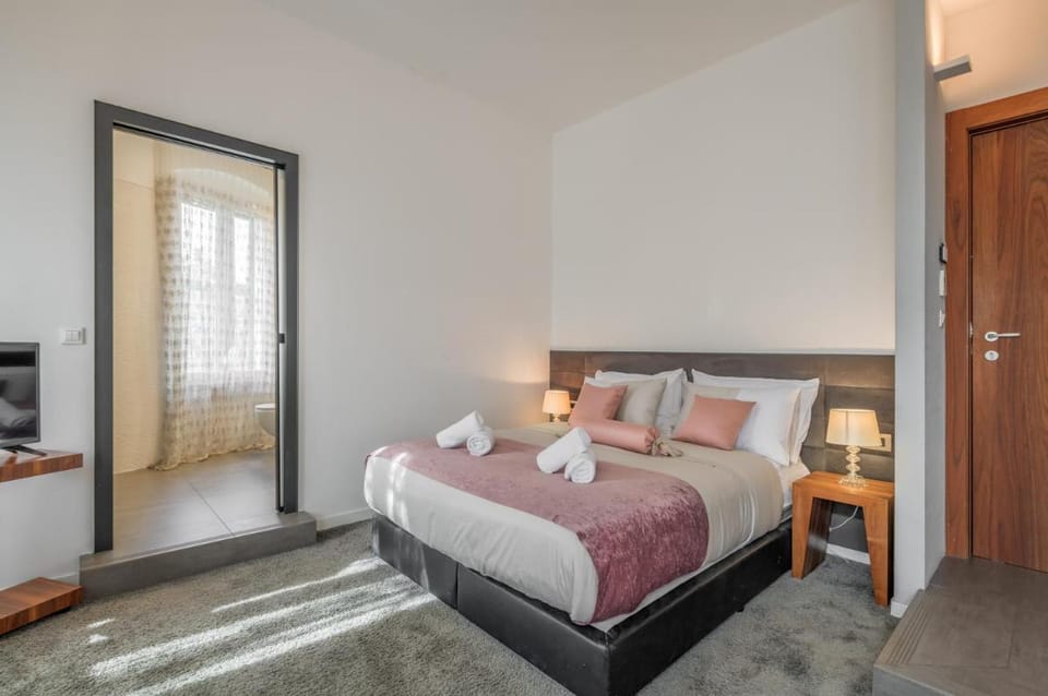 Starlight Luxury Suites Bed and Breakfast in Split