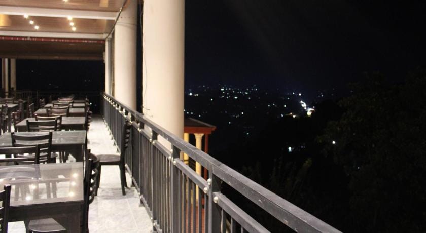 Sky Gate Kandy Hotel in Kandy