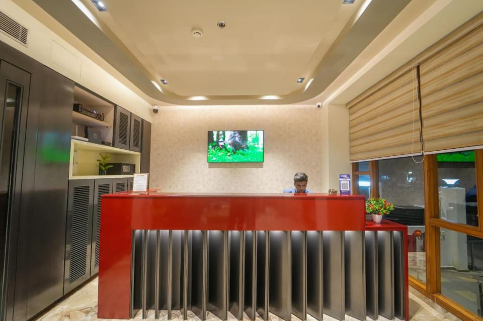 All Seasons Hotel in Lucknow
