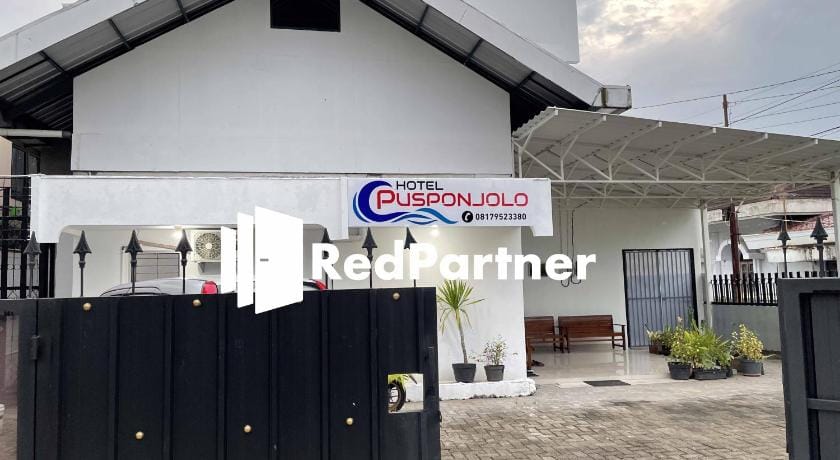 Hotel Pusponjolo Syariah Semarang Mitra RedDoorz Hotel in Indonesia