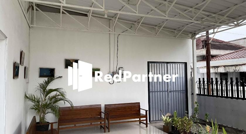 Hotel Pusponjolo Syariah Semarang Mitra RedDoorz Hotel in Indonesia