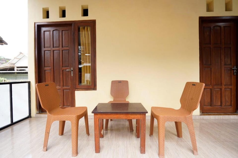 Hotel O Sobat Ijen Traveller Homestay Hotel in East Java