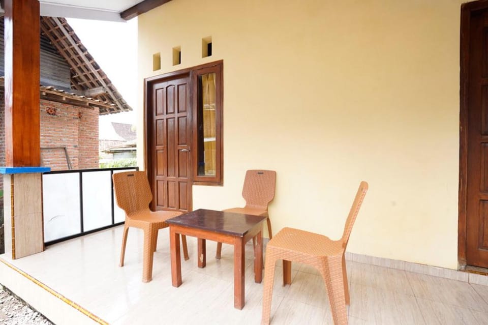 Hotel O Sobat Ijen Traveller Homestay Hotel in East Java