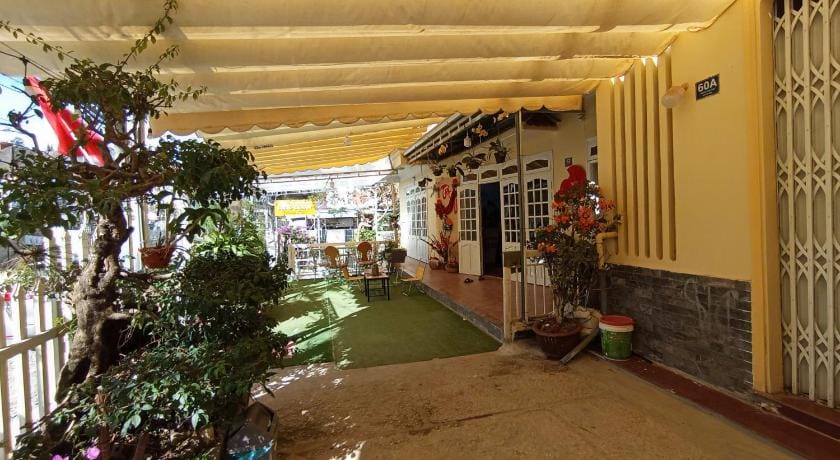 Lucid Dream Villa Homestay Bed and Breakfast in Dalat