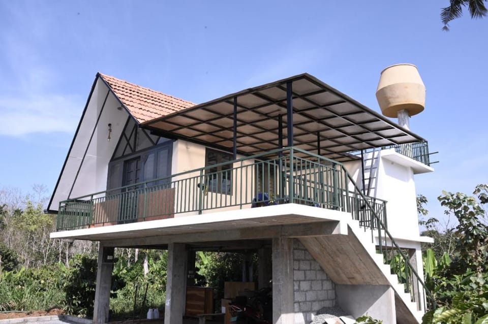 Moonglade Service Villa  Villa in Kerala