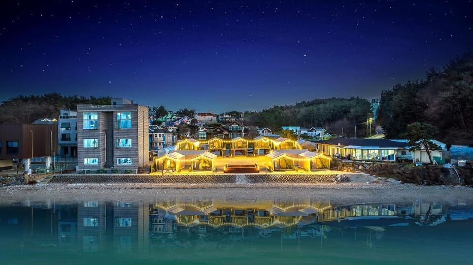 Daebudo On the Beach Pool Villa Bed and Breakfast in Gyeonggi-do