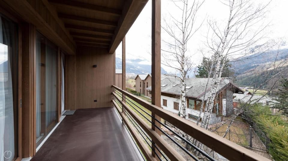 Italianway -  Dosso del Grillo 1A Apartment in Canton of Grisons