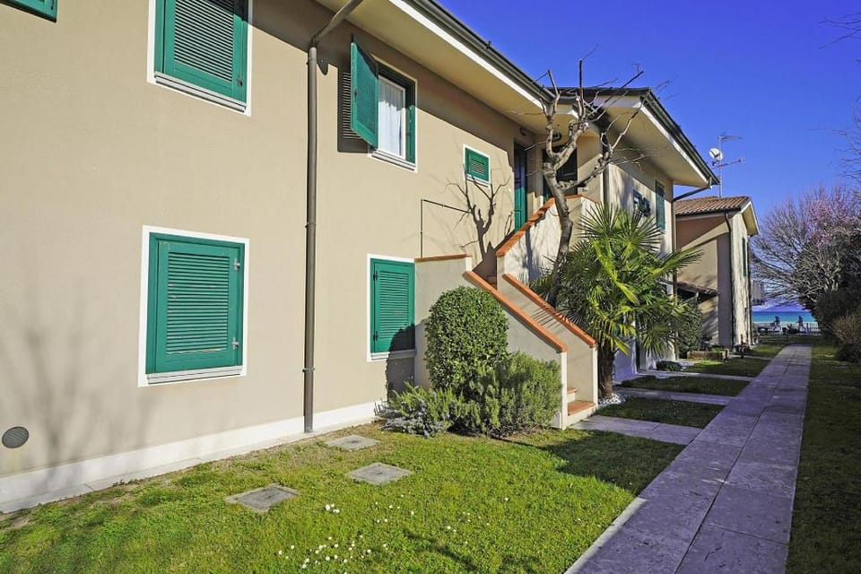 Il Porticciolo P1/12 by Wonderful Italy Apartment in Sirmione