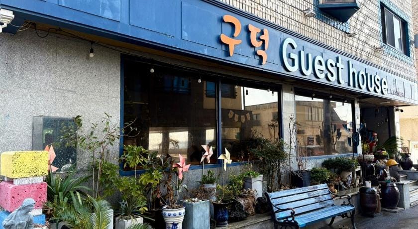 Jeju Seogwipo Gudeok Guesthouse Bed and Breakfast in South Korea