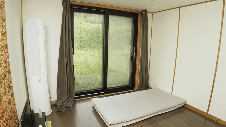 Andong Mungpyeonhan Saesang Pension Bed and Breakfast in South Korea