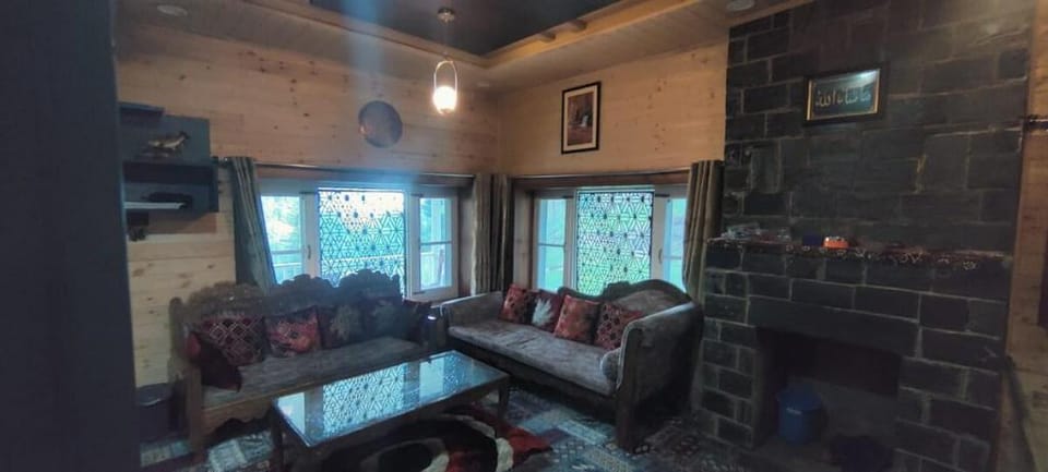 Trout Water Lodge Vacation rental in India