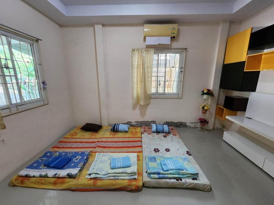 HOMEis garden villa Sattahip Vacation rental in Chon Buri Changwat