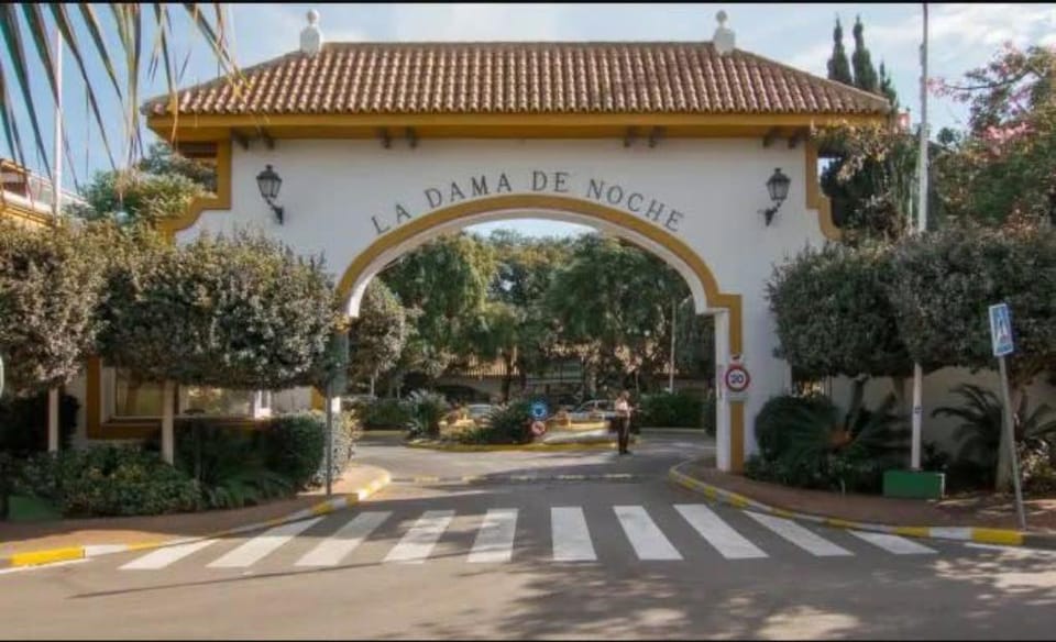Exceptional Views - 1 Bedroom Penthouse - DDN10 Apartment in Marbella