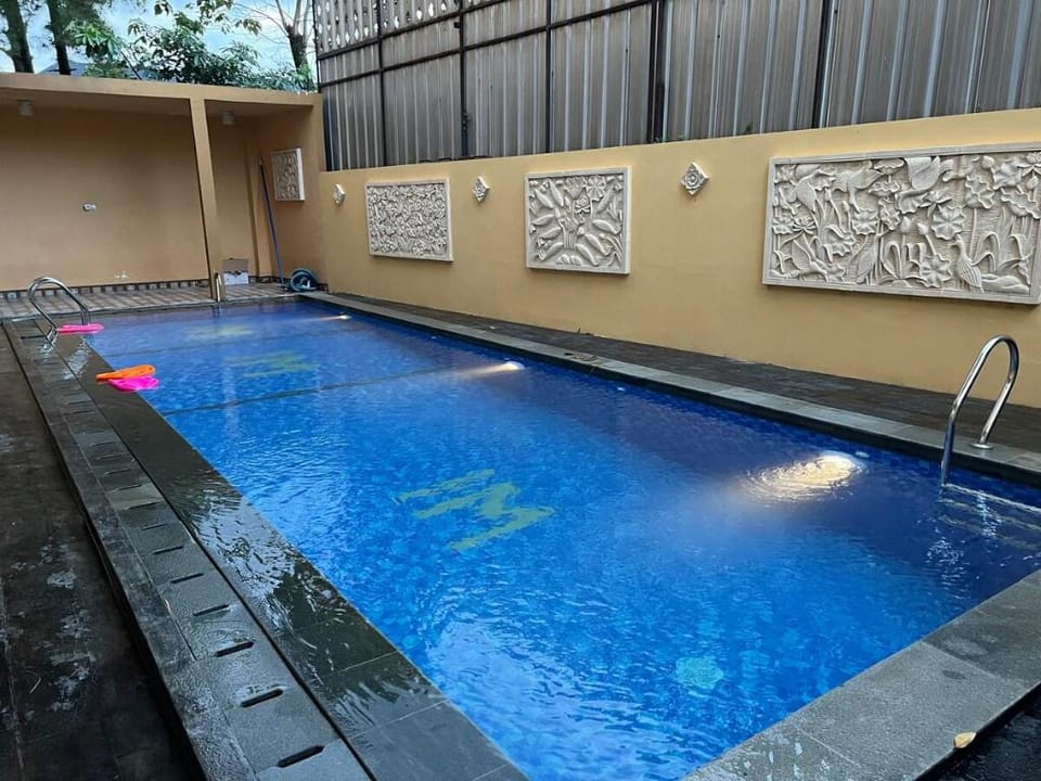 Cozy villa with swimming Pool in Sentul Vacation rental in West Java