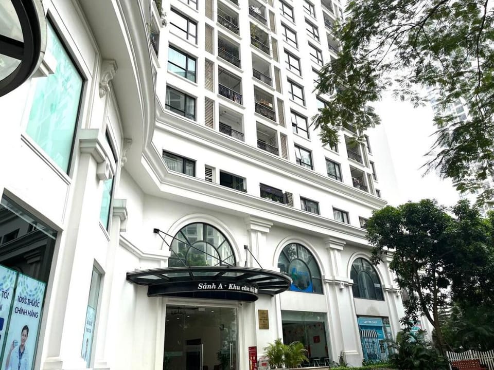 Vinhomes Royal city 3 BR Vacation rental in Hanoi
