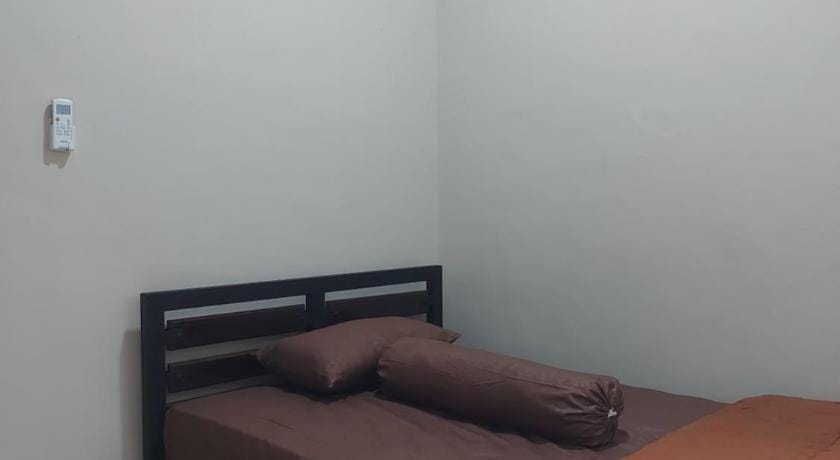 GriyaQ Homestay Vacation rental in East Java