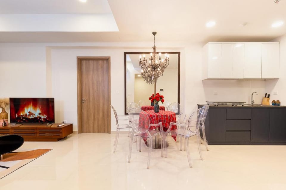 SOHO 3Bedrooms apt high floor nice view 25%OFF Apartment in Ho Chi Minh City