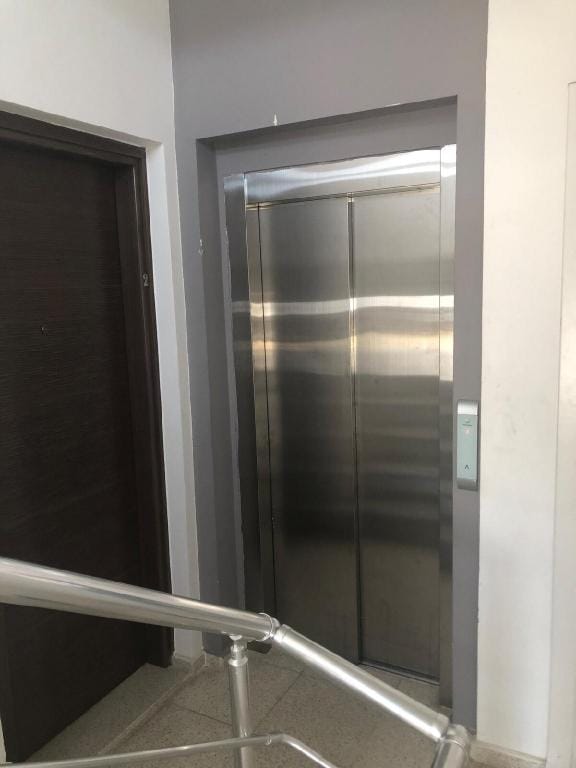 Three Bedroom Apt, Central Location, spacious Apartment in Nicosia City