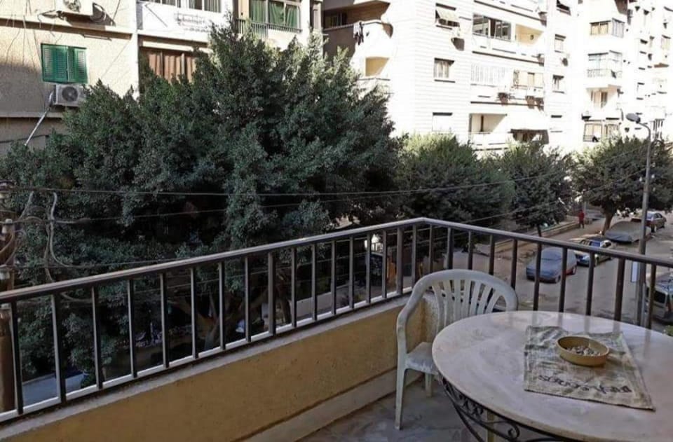 Jessy charming apartment in Heliopolis. Apartment in Cairo Governorate