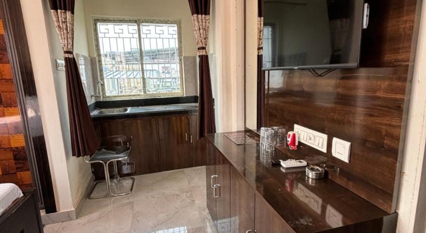Garden Guest House near Rene Tower Hotel in Kolkata
