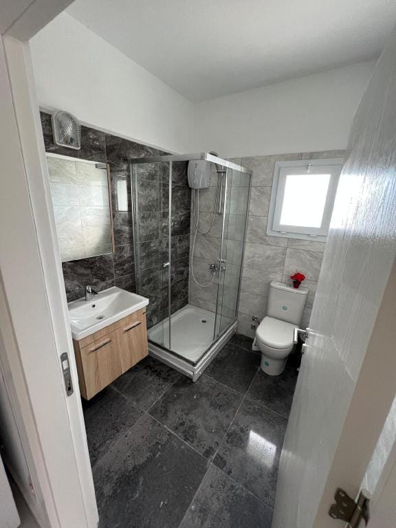 Feslikan 13- Cozy, Netflix Included, Central Apartment in Nicosia City