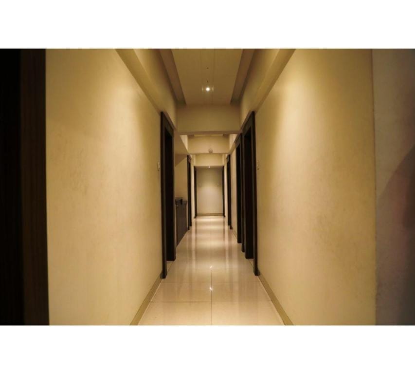Silver Paradise Hotel in Thane