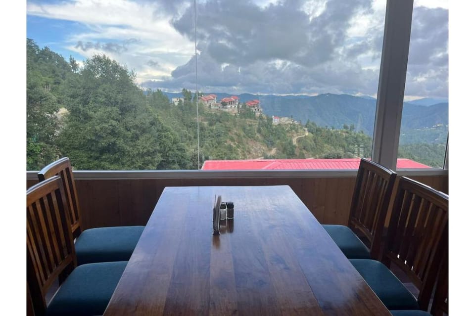 Blue Lotus by M - Mukteshwa Hotel in Uttarakhand