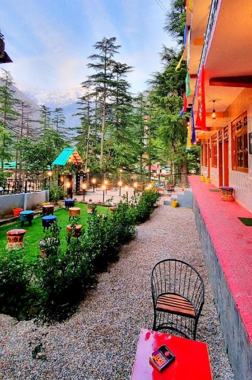 Hogwartz Hostel Hotel in Himachal Pradesh