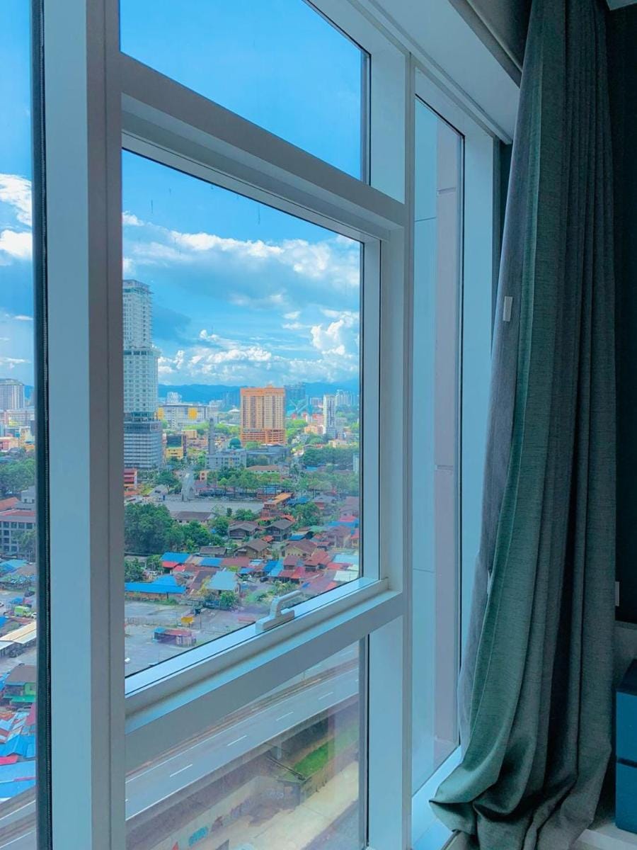 The Platinum KLCC By Sky Pool Apartment in Federal Territory of Kuala Lumpur