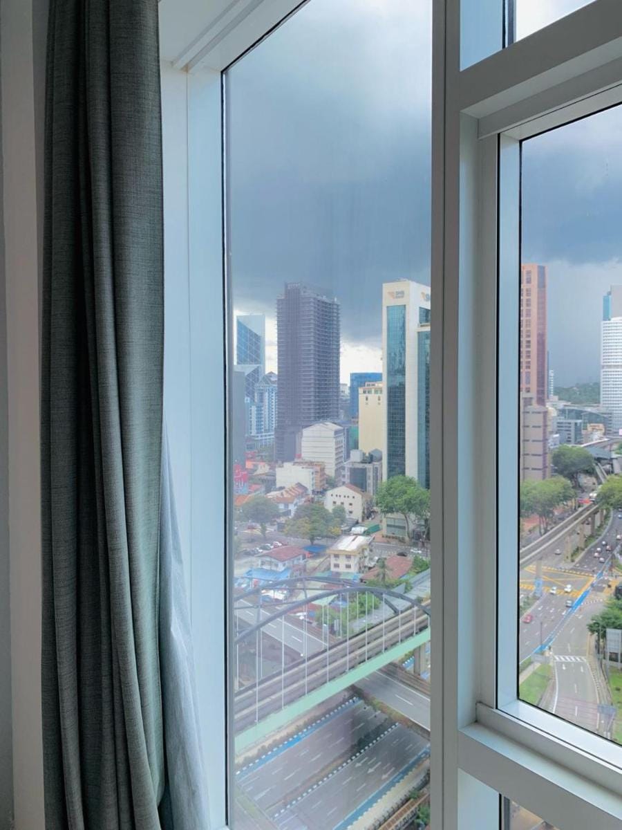 The Platinum KLCC By Sky Pool Apartment in Federal Territory of Kuala Lumpur