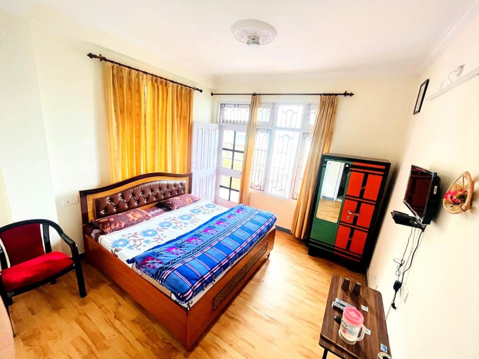 Frosty Woods Homestay Hotel in Himachal Pradesh