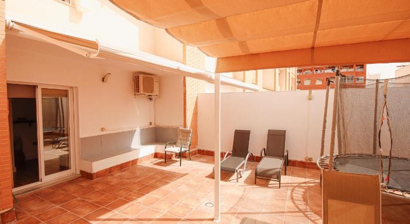 Entire house - 3 Bedroom 2 Bathroom Apartment 500 Meters From The Beach in Torrevieja Apartment in Torrevieja