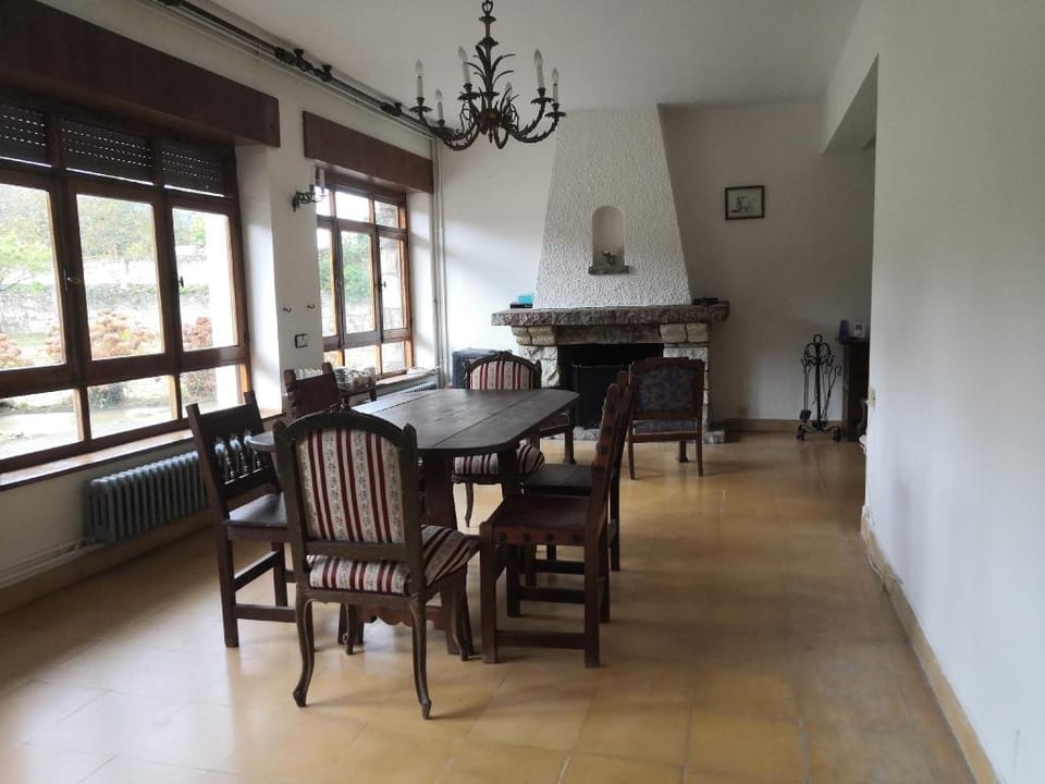 Chalet Las Llamas, Llanes, Asturias Villa in Cantabria